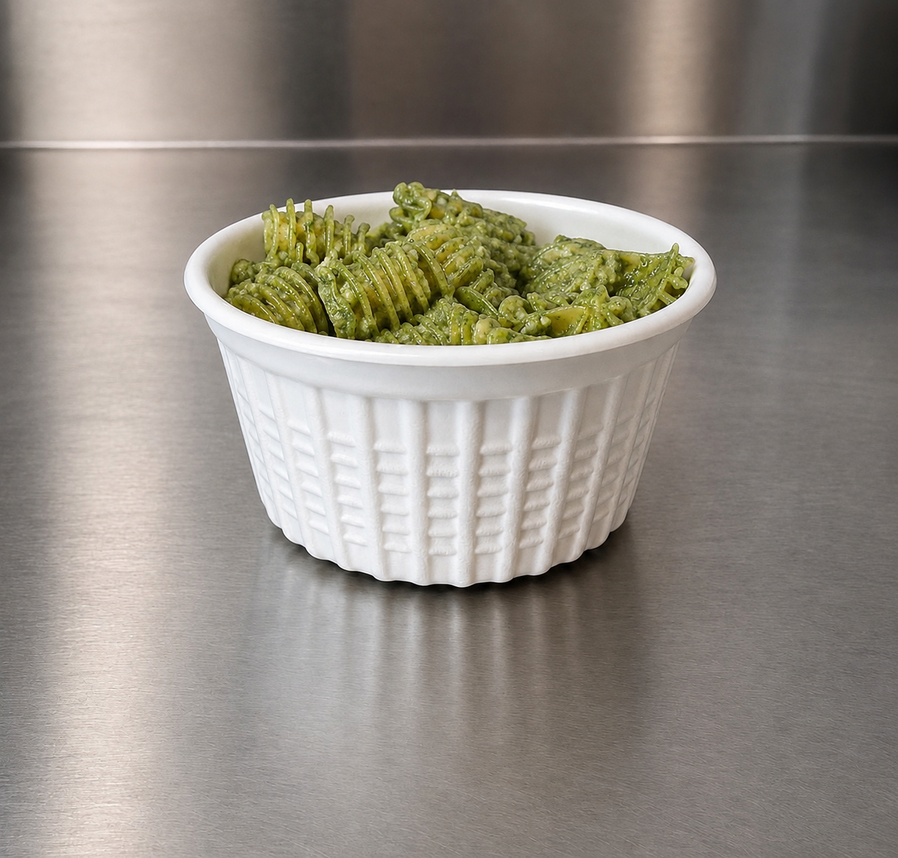 Pot de radiatoris sauce pesto